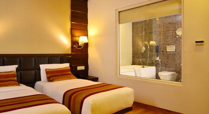 Hotel Metro Heights
